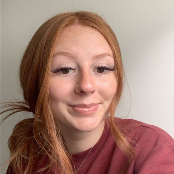 Meet your Posher, Megan - Picture 1 of 1